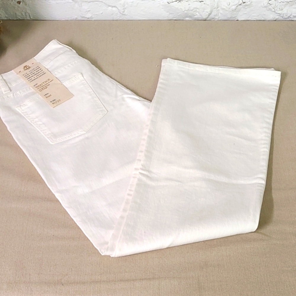NWT CREAM BOOTCUT JEANS  TALBOTS Sz 8 Petite